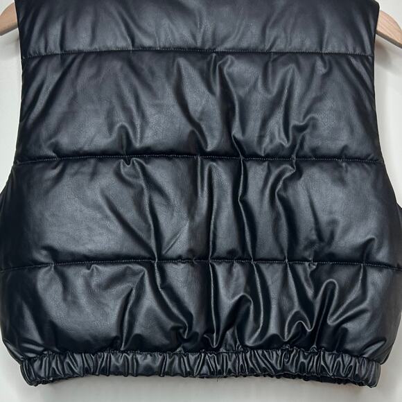 Offline by Aerie Black Faux Leather Puffer Vest Size M Vegan - Picture 7 of 10